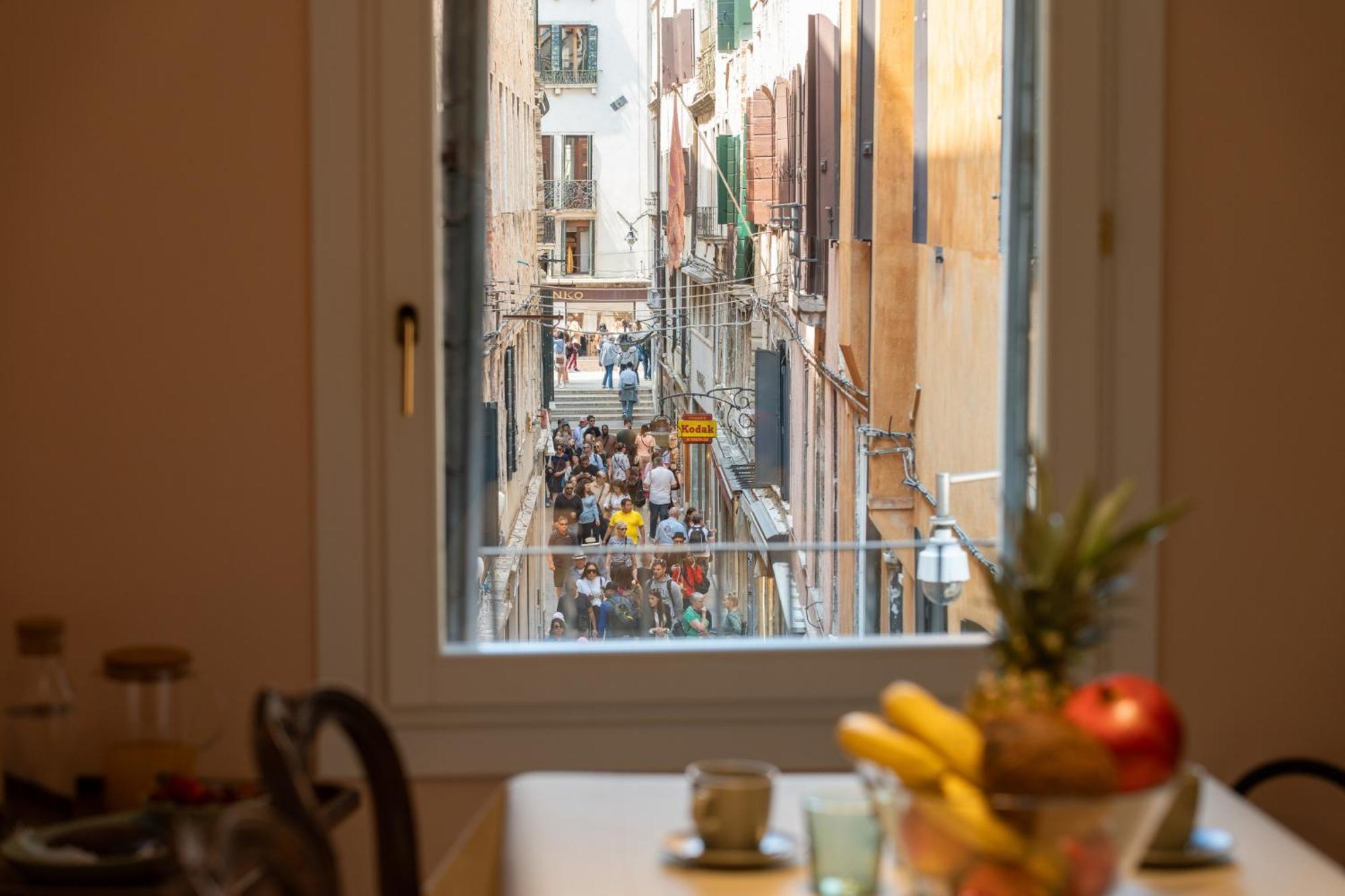 Apartmán Ve.N.I.Ce. Cera Ai Leoncini Benátky Exteriér fotografie